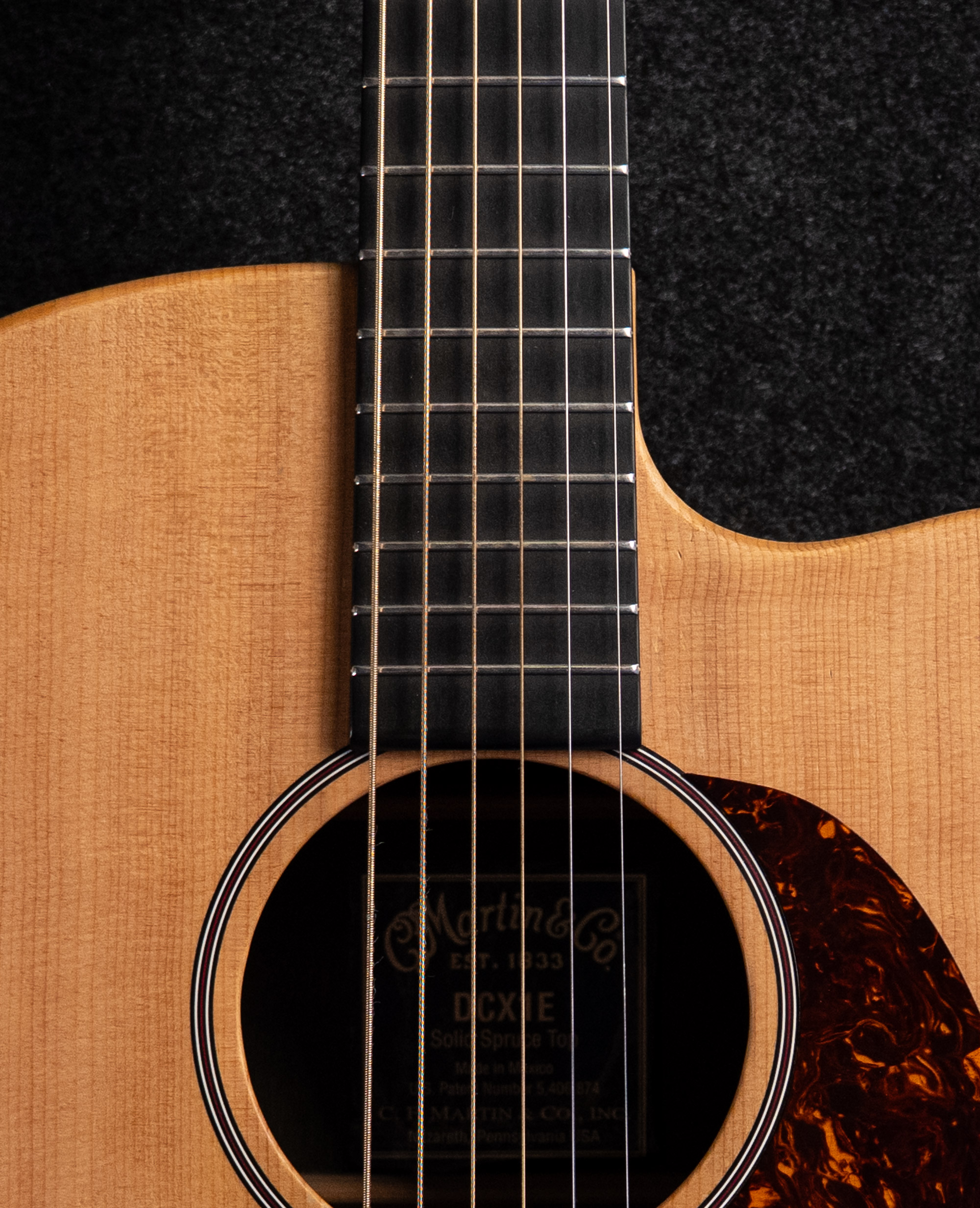 Электроакустическая гитара Martin DCX1E - купить в "Гитарном Клубе"