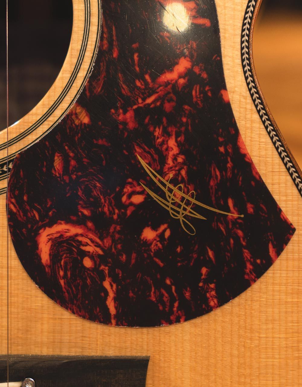 Электроакустическая гитара Maton EM100C-808 - купить в "Гитарном Клубе"