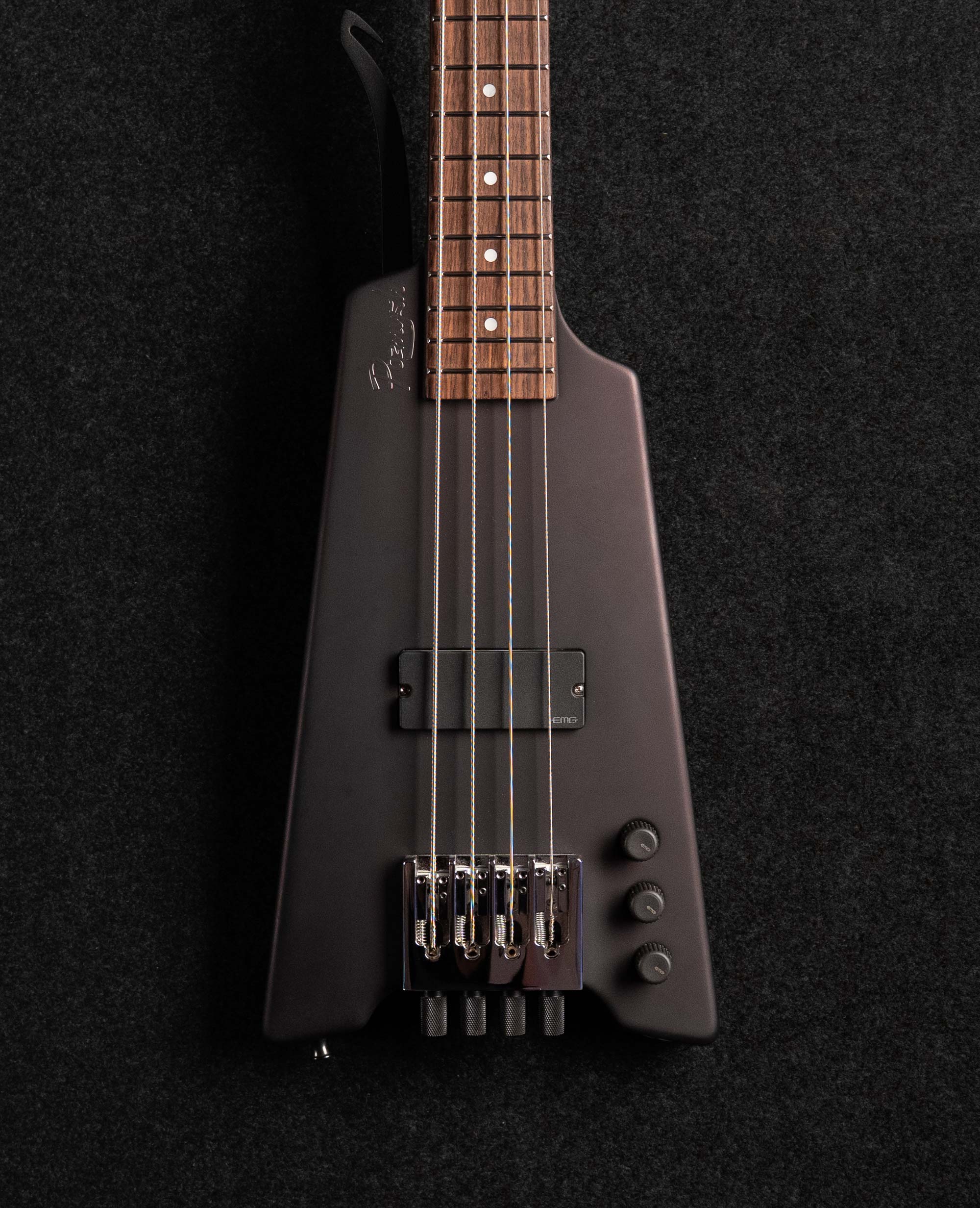 Бас-гитара Poznysh Bass Black Cherry - купить в "Гитарном Клубе"