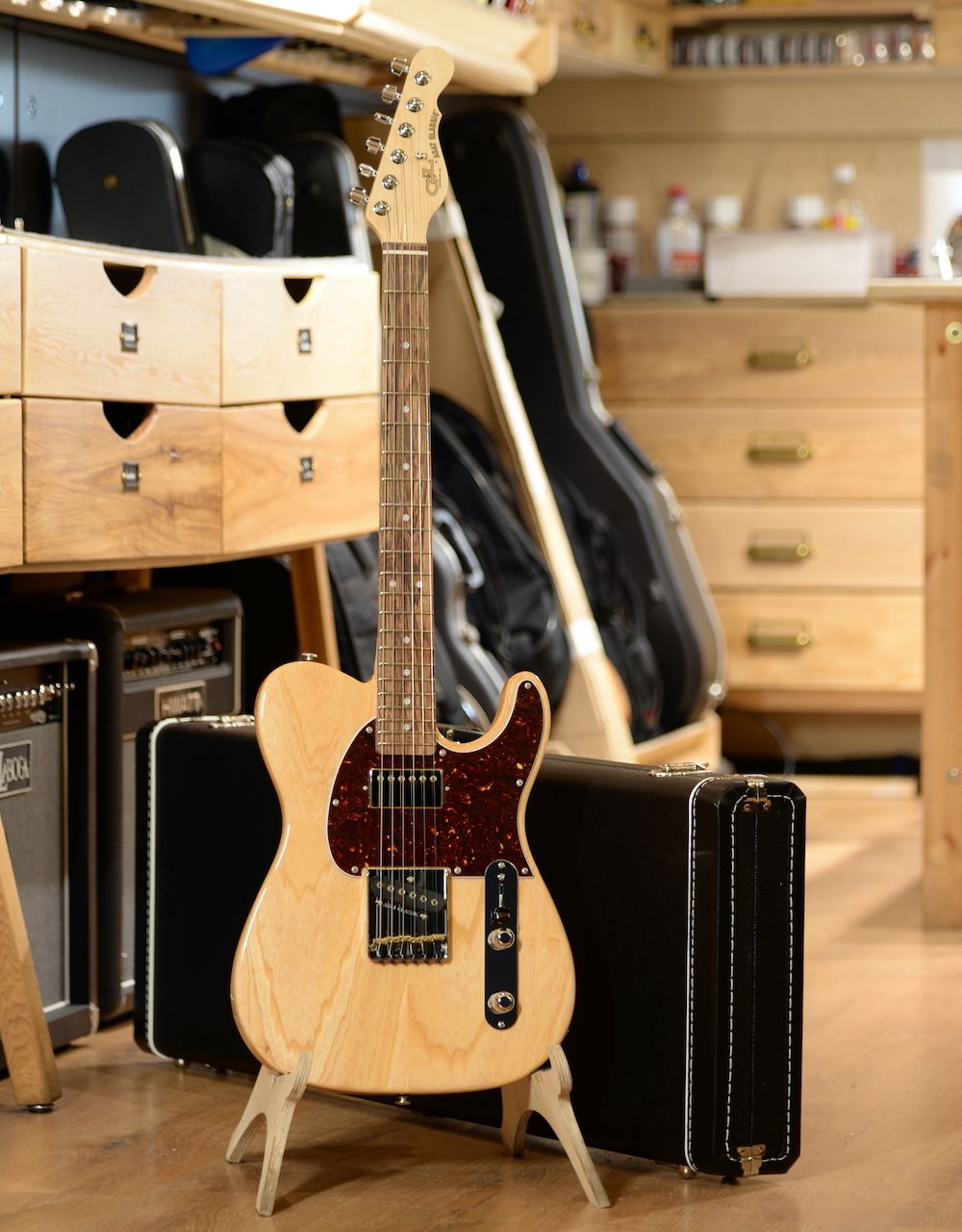 Электрогитара G&L ASAT Classic Bluesboy Natural Ash CR - купить в "Гитарном Клубе"