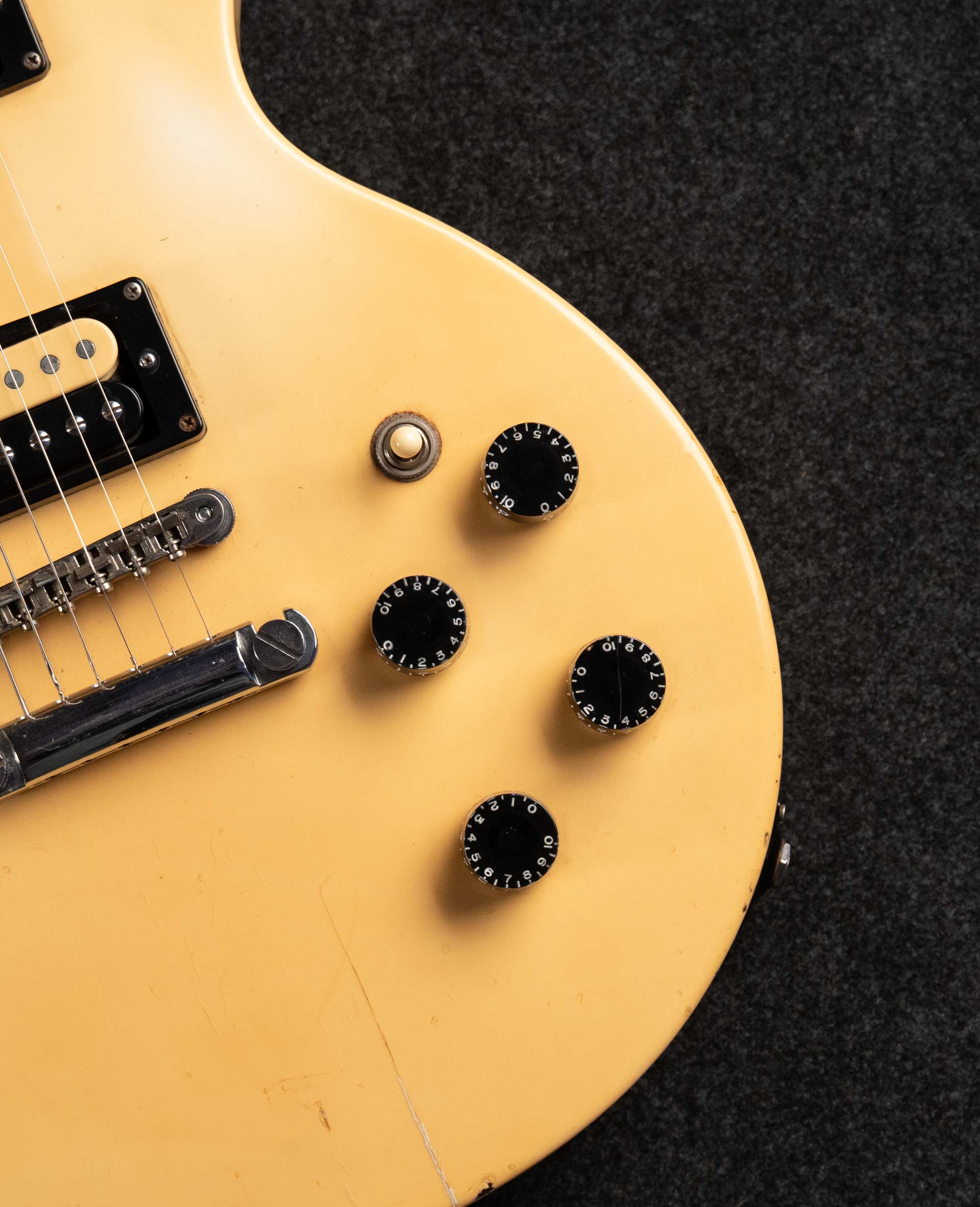 Электрогитара Gibson Les Paul Sonex, 1985 - купить в "Гитарном Клубе"