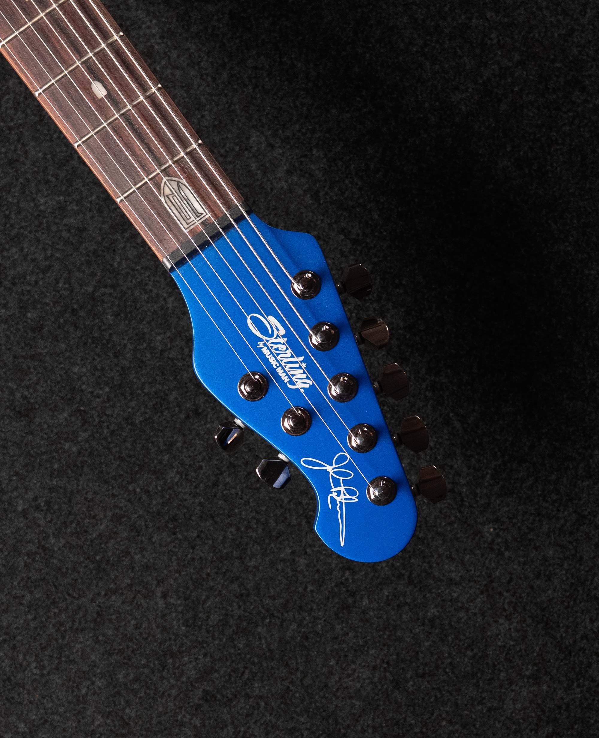 Электрогитара Sterling Majesty in Siberian Sapphire 7, John Petrucci Signature - купить в "Гитарном Клубе"