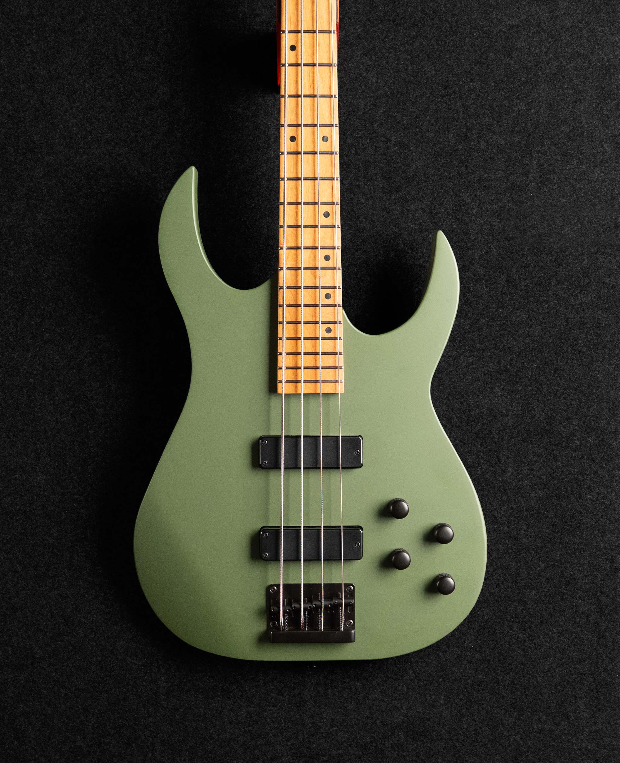 Бас-гитара Spira B-400 MGR - купить в "Гитарном Клубе"