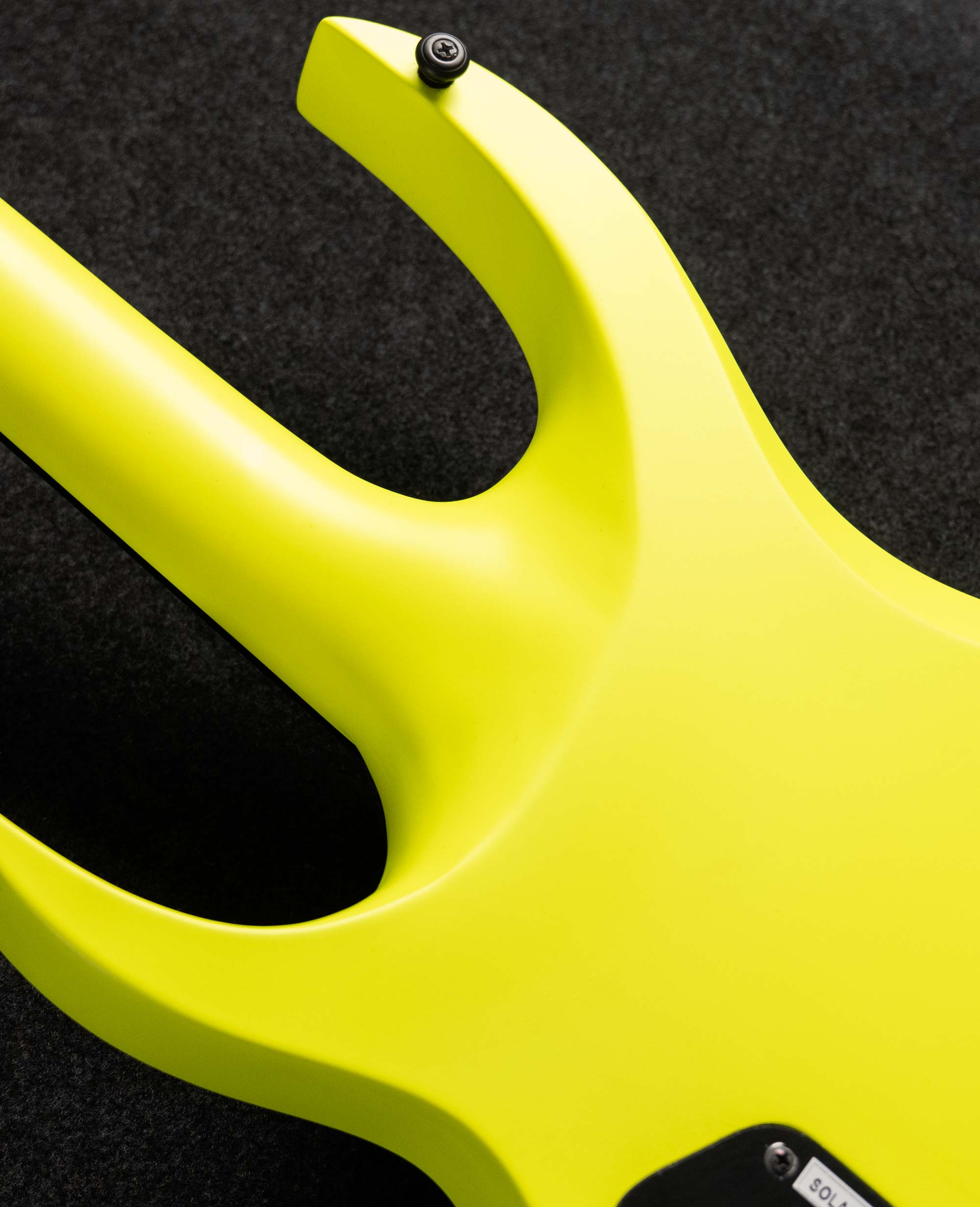 Электрогитара Solar Guitars A2.6LN Lemon Neon - купить в "Гитарном Клубе"