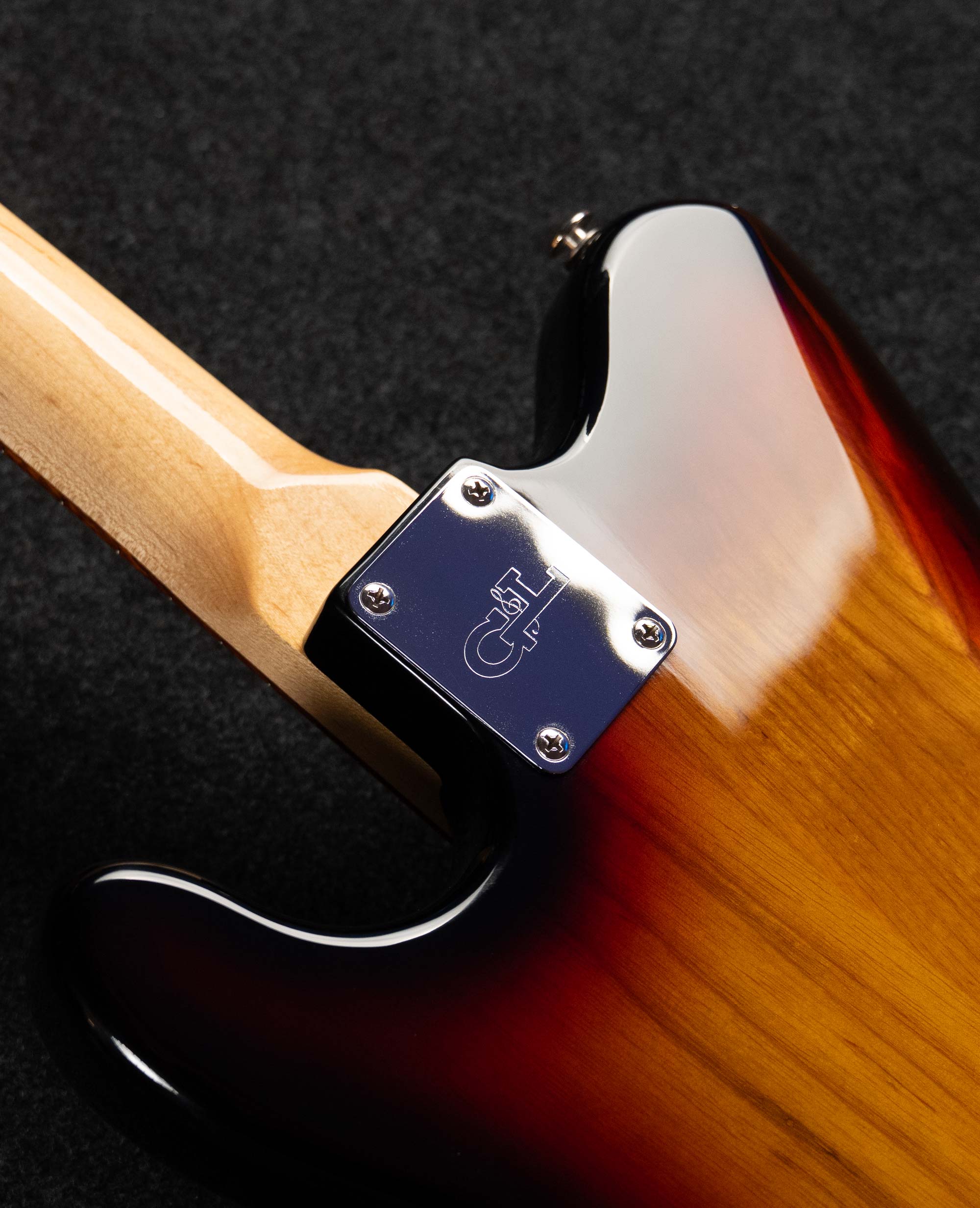 Электрогитара G&L CLF Espada 3-Tone Sunburst CR - купить в "Гитарном Клубе"