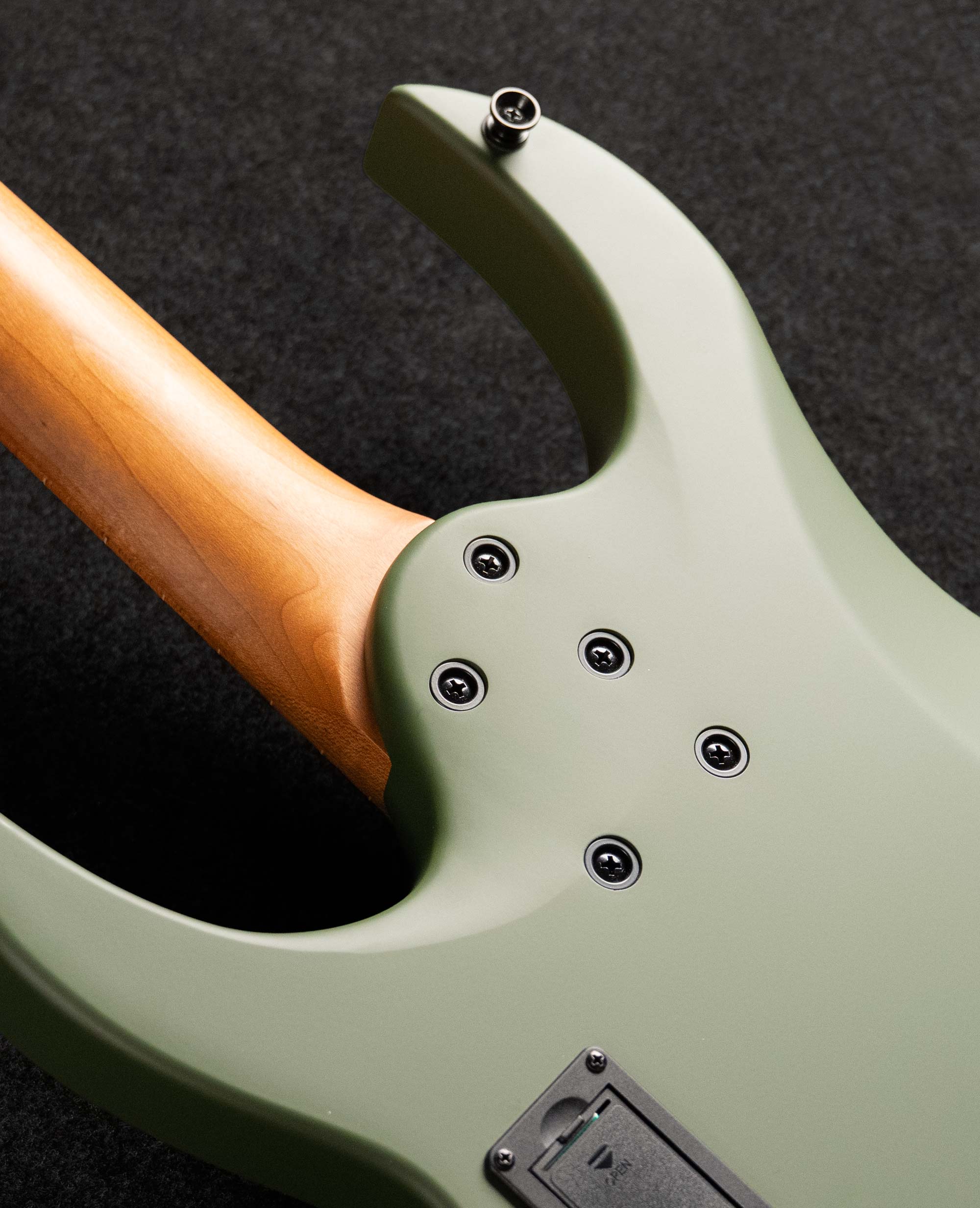 Бас-гитара Spira B-400 MGR - купить в "Гитарном Клубе"