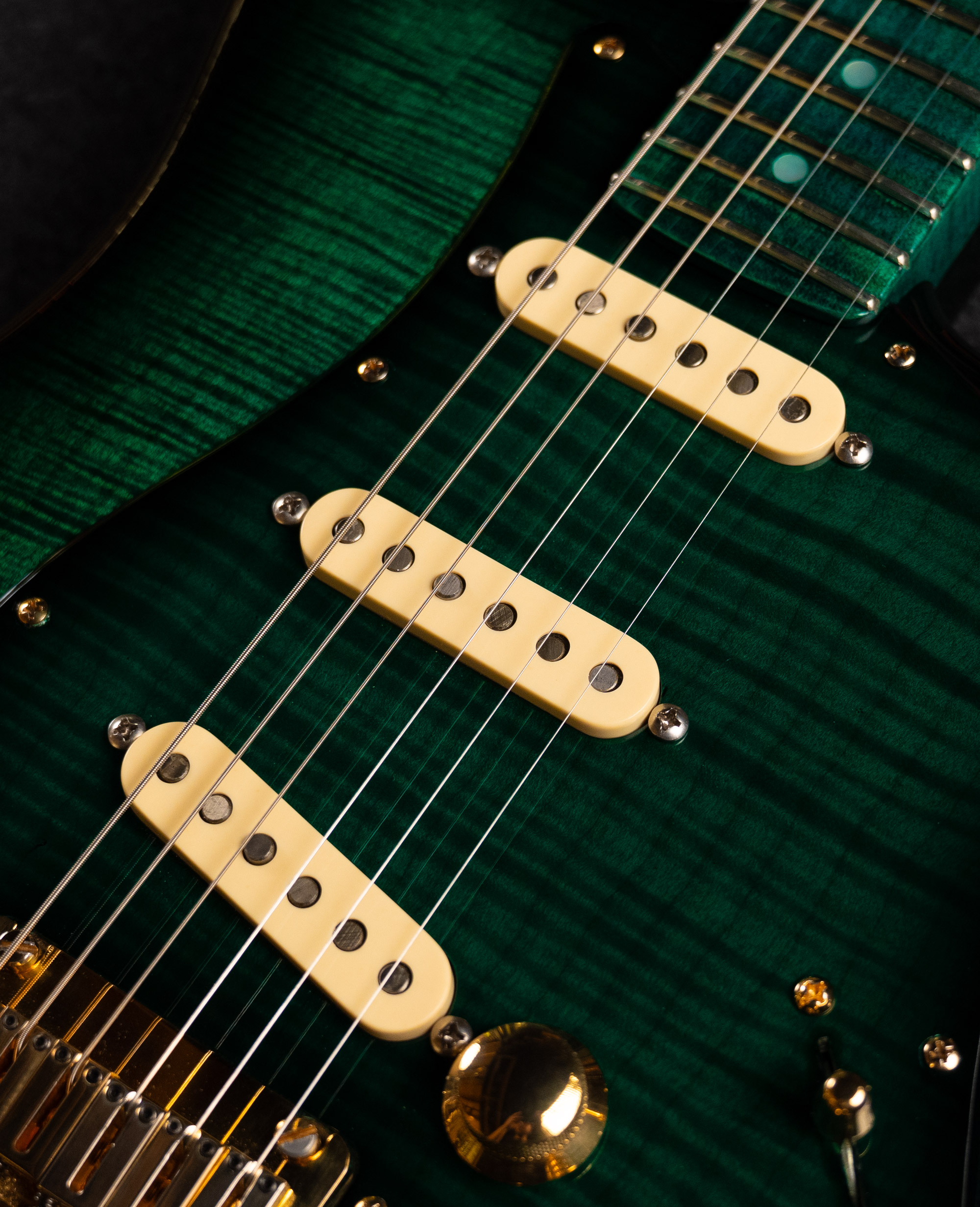 Электрогитара Fender Custom Shop Masterbuilt Yuriy Shishkov Green Stratocaster, 07 - купить в "Гитарном Клубе"