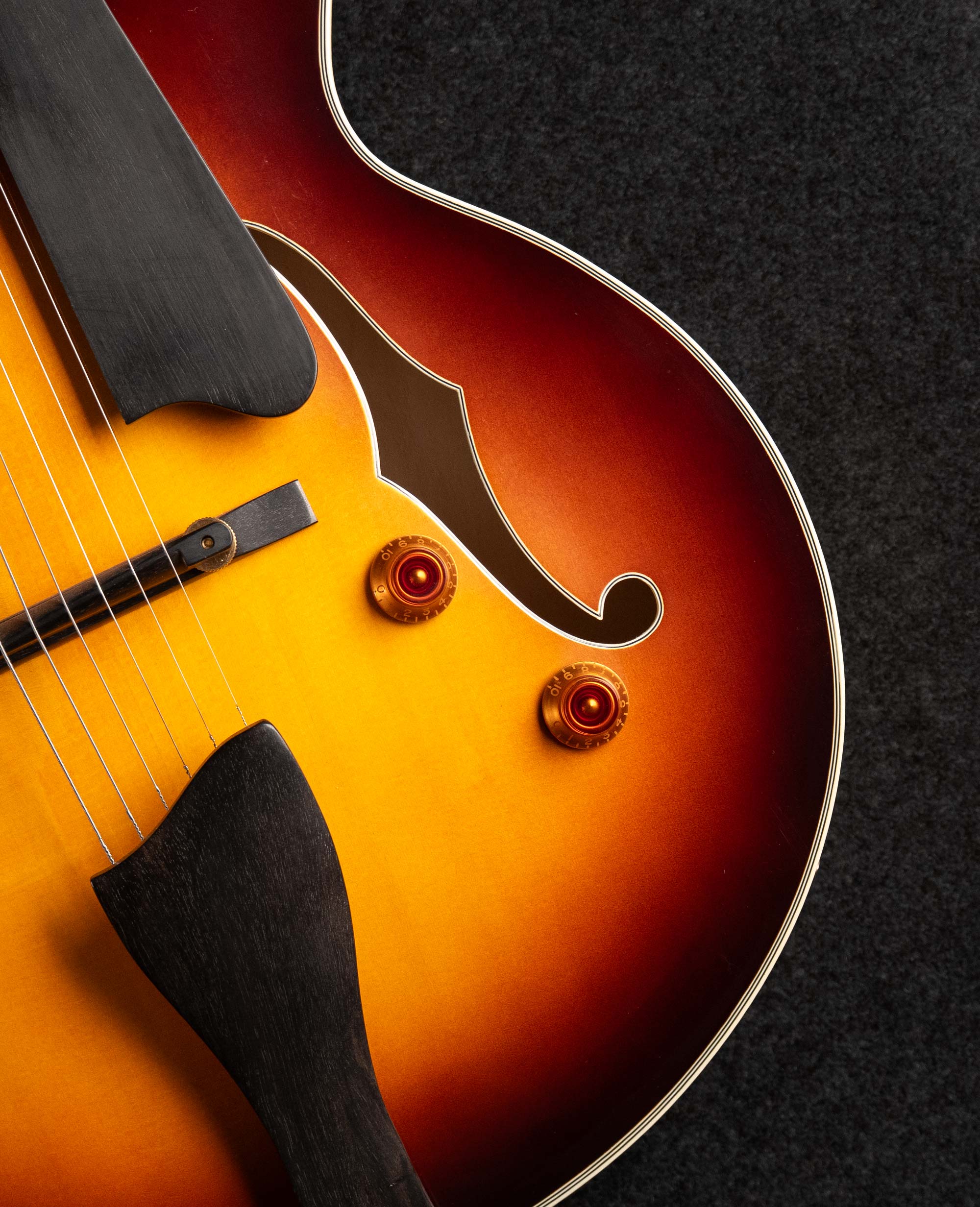 Полуакустическая гитара Eastman AR 503 CE’2020 - купить в "Гитарном Клубе"