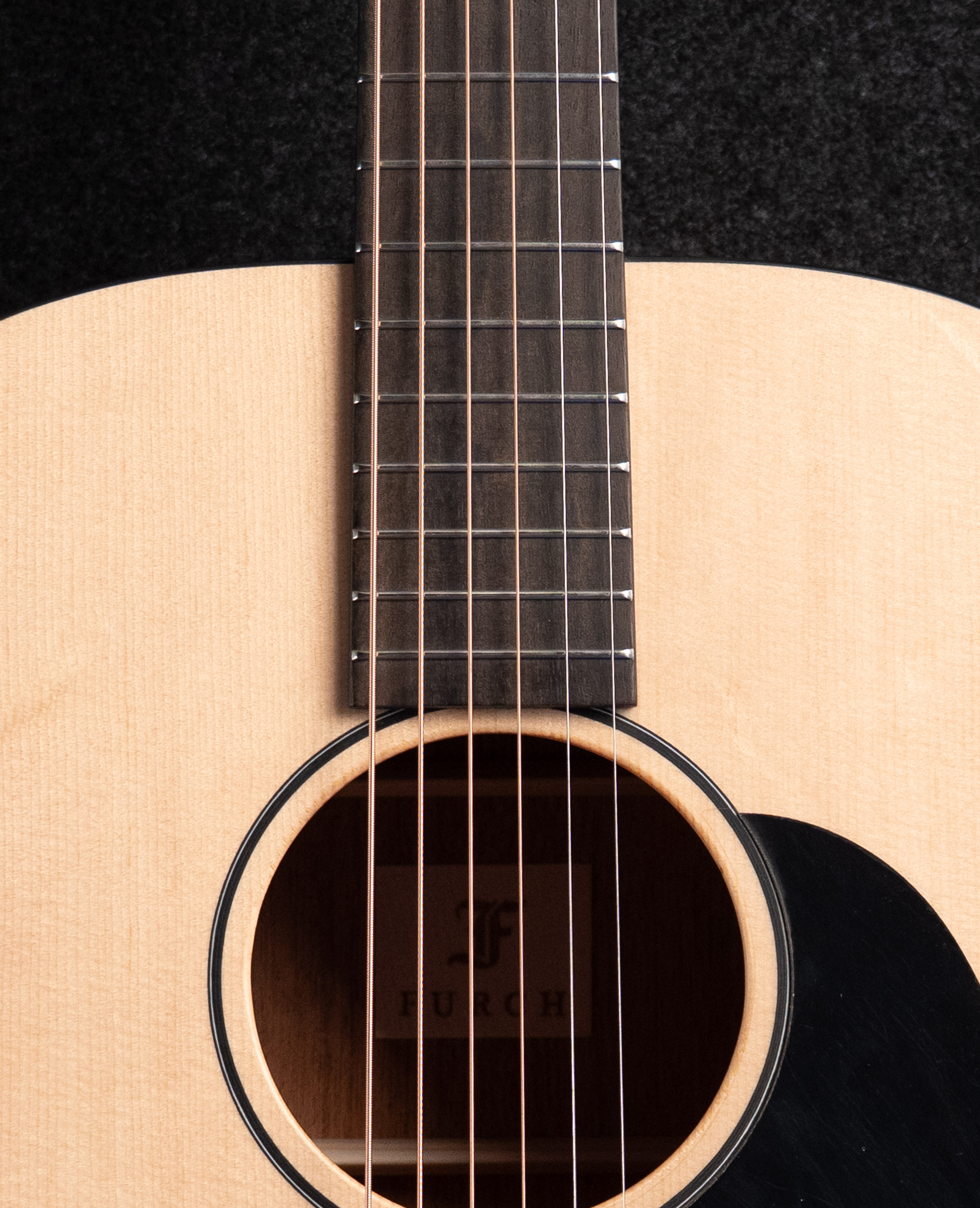 Акустическая гитара Furch Violet D-SM - купить в "Гитарном Клубе"