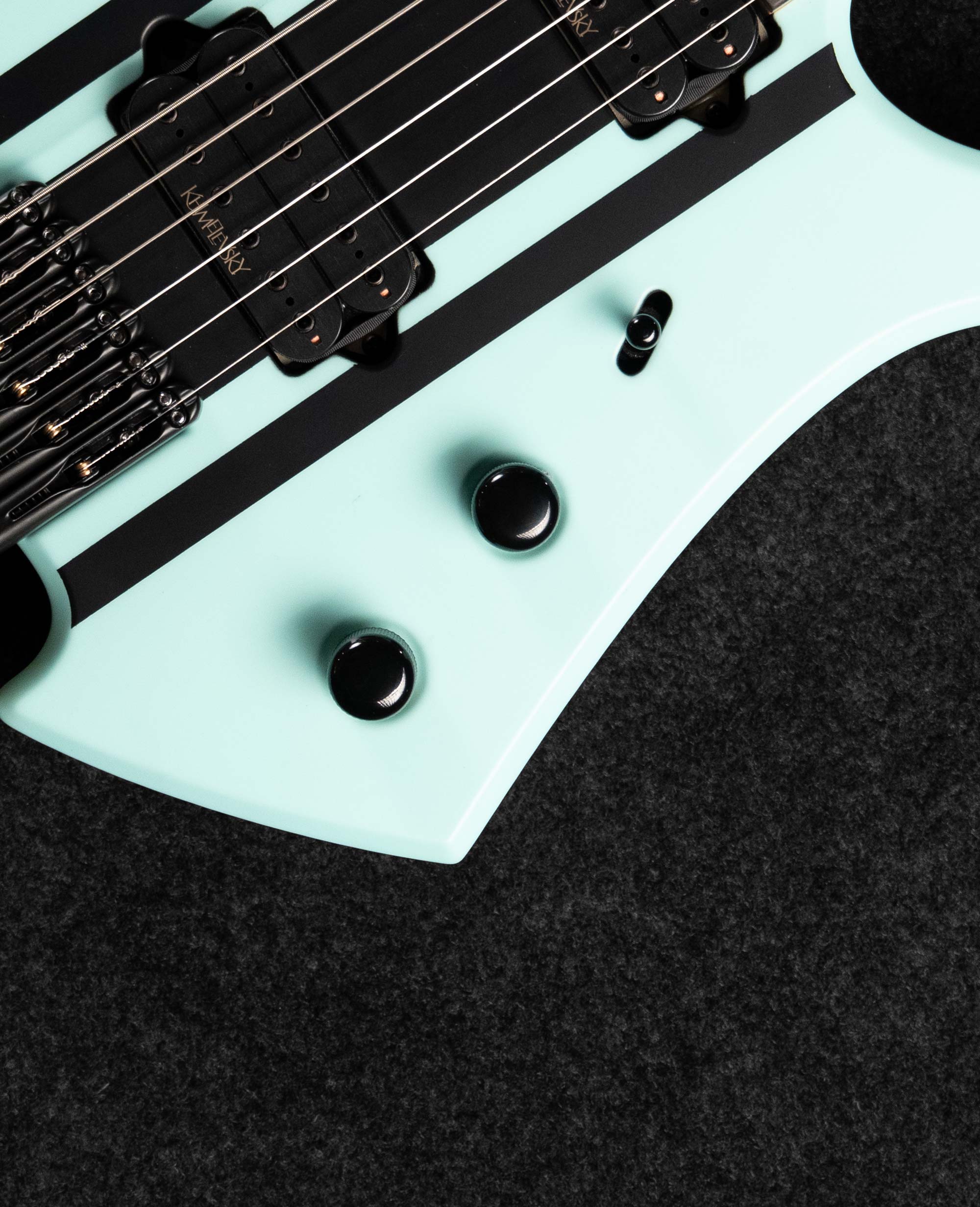 Электрогитара Khmelevsky Wing Spaceship #140 - купить в "Гитарном Клубе"