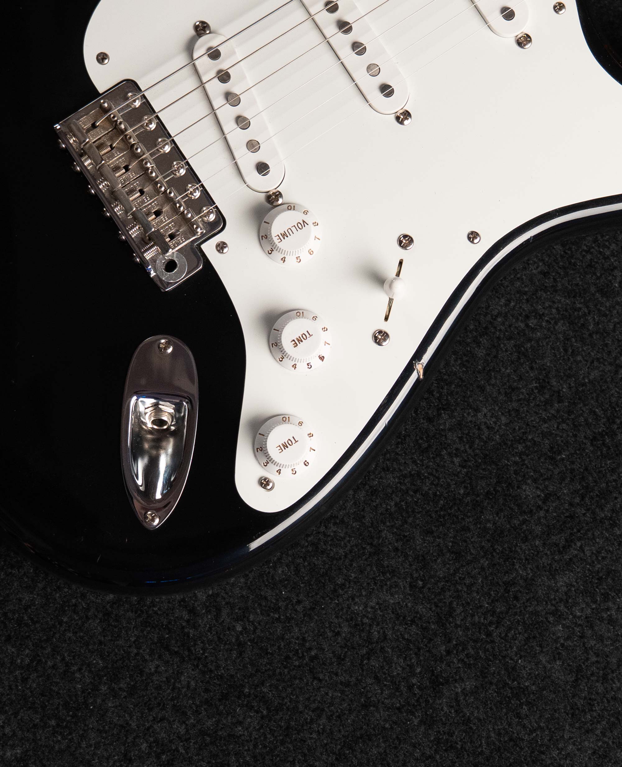 Fender Stratocaster AVRI 2009 NOS - купить в "Гитарном Клубе"