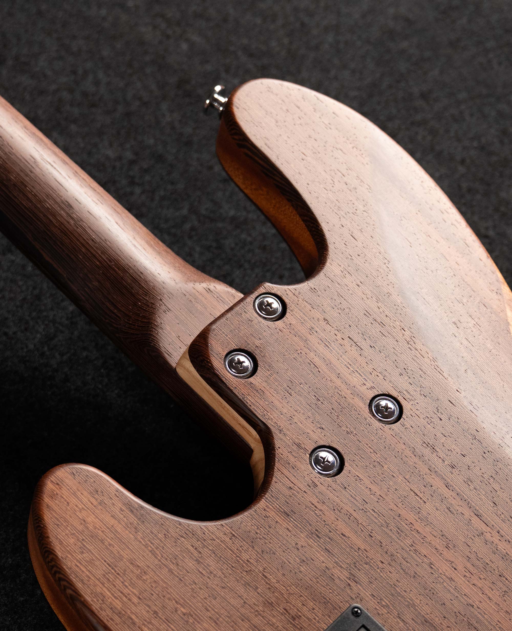 Бас-гитара Inspector JB bass LE - купить в "Гитарном Клубе"