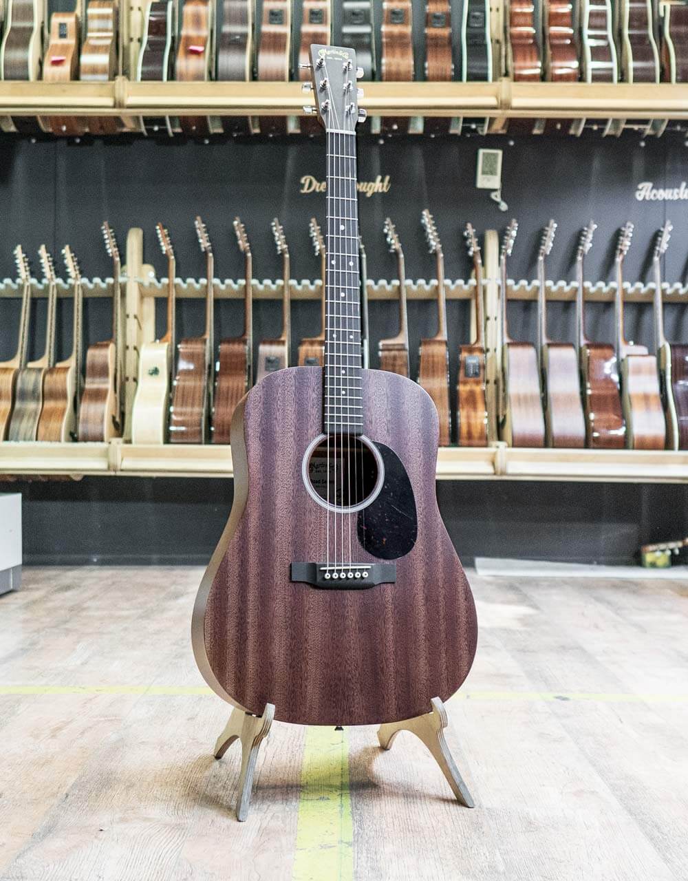 Электроакустическая гитара Martin D-10E-01 Road Series - купить в "Гитарном Клубе"