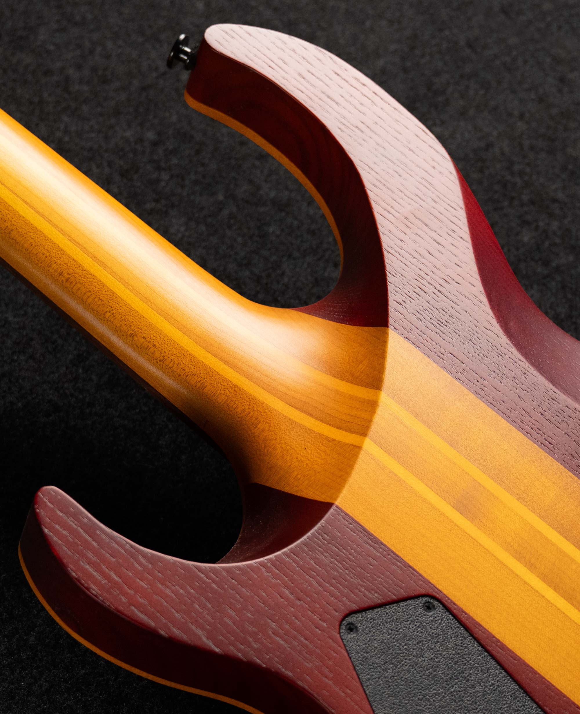 Электрогитара Inspector Phoenix 6 TN exc burst honey - купить в "Гитарном Клубе"