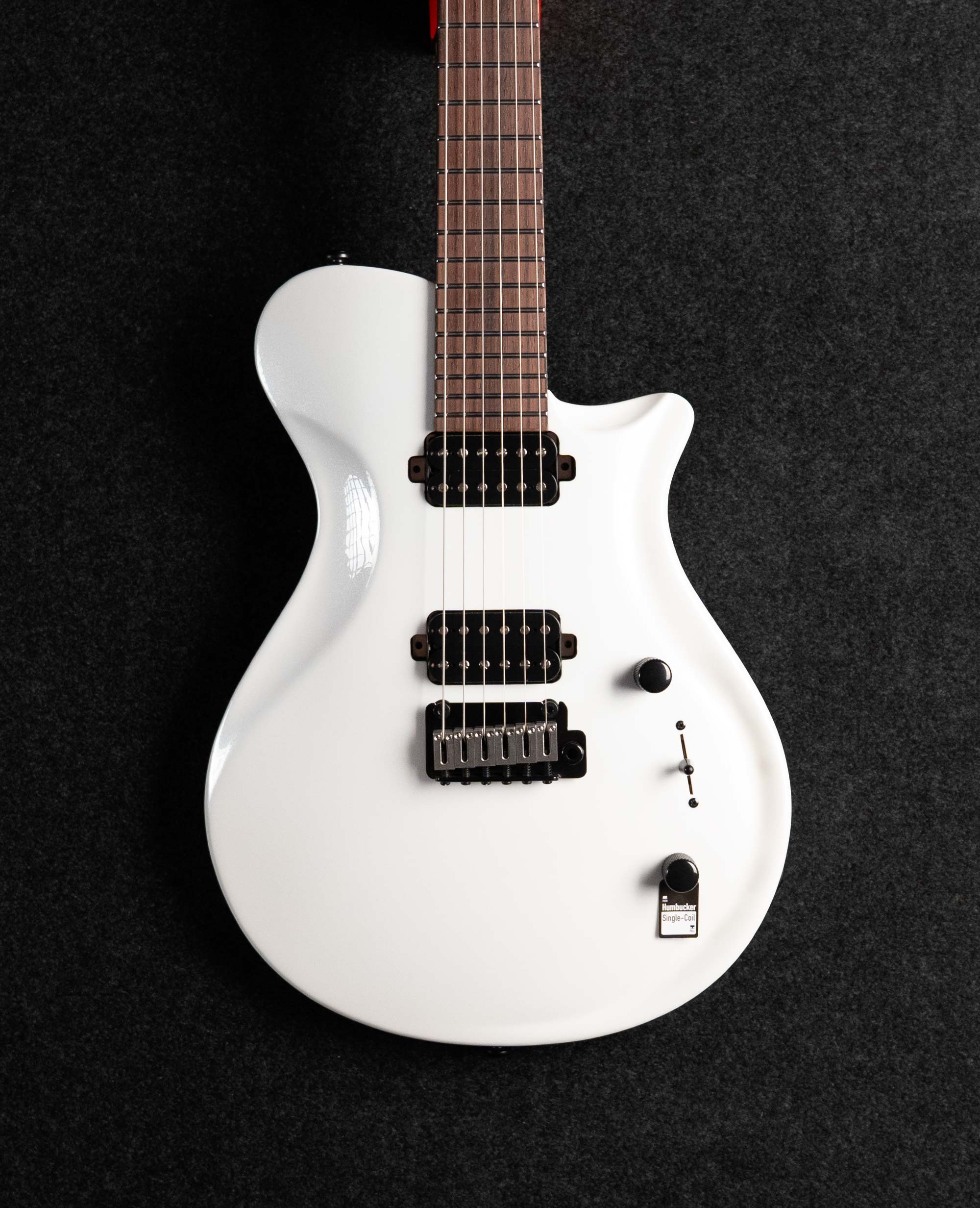 Электрогитара Covenant Custom Model Be Pearl - купить в "Гитарном Клубе"