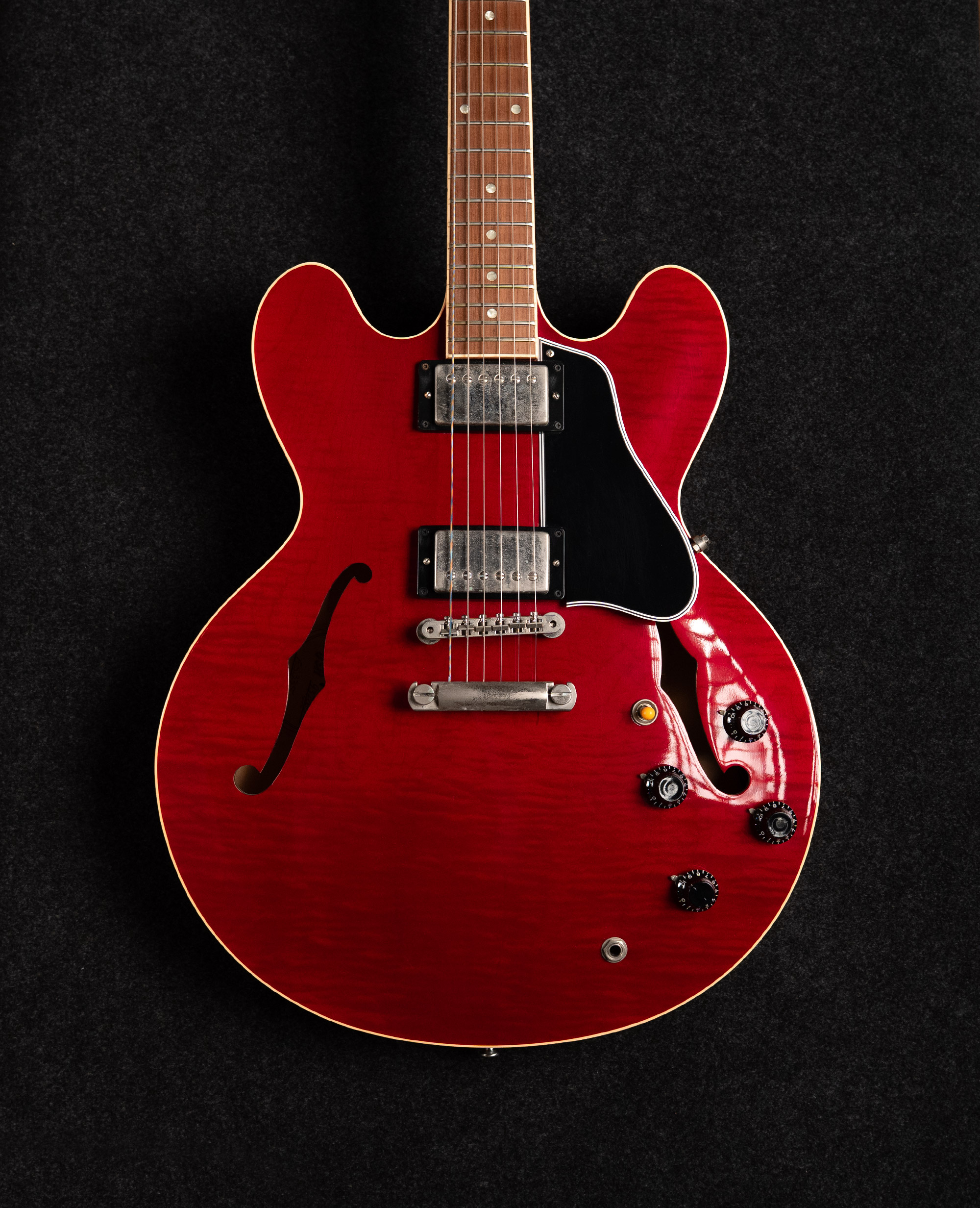 Электрогитара Gibson ES-335 Dots Cherry, 2008 - купить в "Гитарном Клубе"