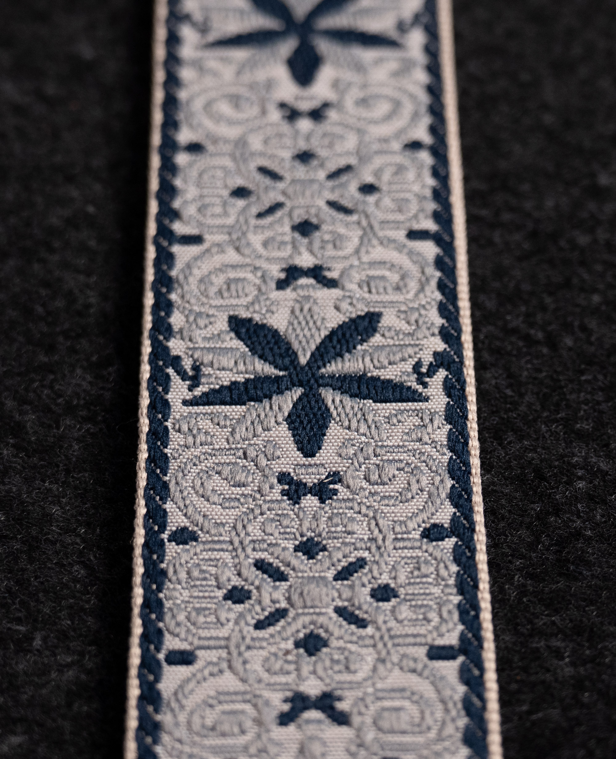 Ремень для гитары Acoustic Union Jacquard, Aster - купить в "Гитарном Клубе"