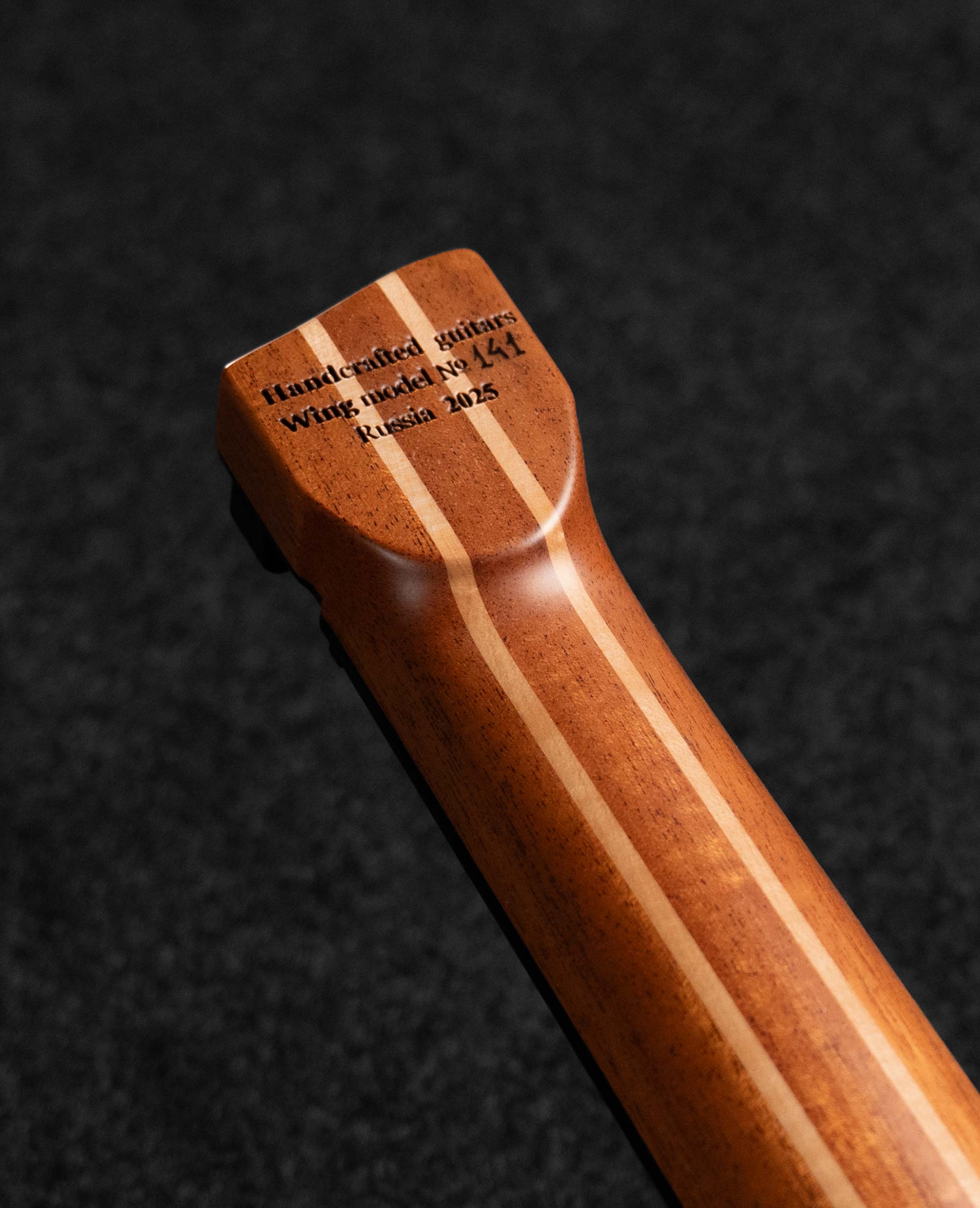 Электрогитара Khmelevsky Wing Red Rocket #141 - купить в "Гитарном Клубе"