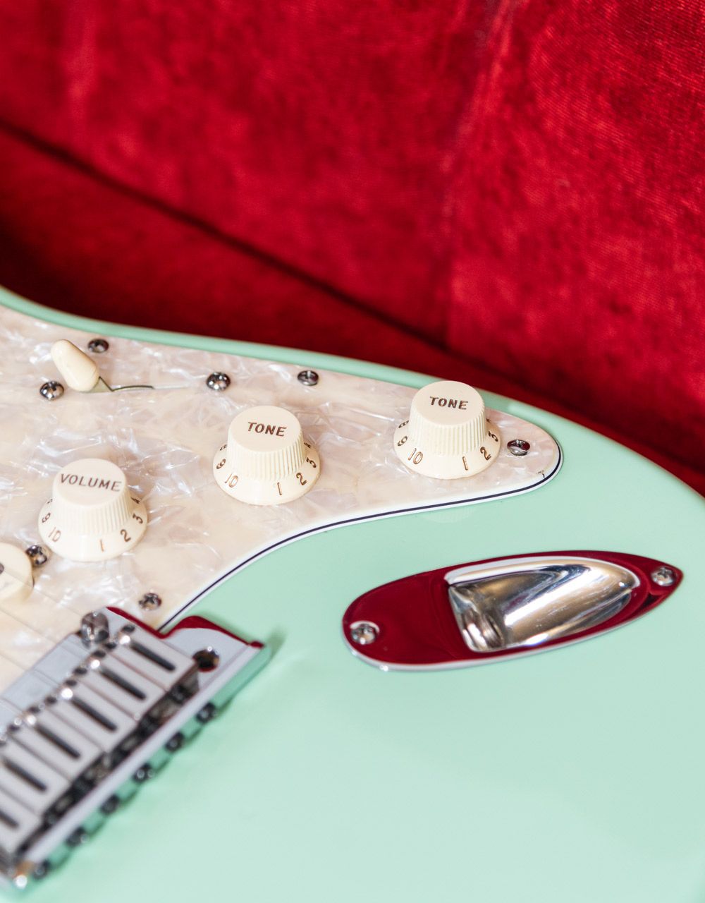 Электрогитара Fender Custom Shop Stratocaster Surf Green, именная модель Jeff Beck - купить в "Гитарном Клубе"