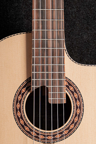 Классическая гитара New Tone Смородина CL S CT N C - купить в "Гитарном Клубе"