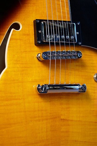 Полуакустическая гитара Sire H7 VS - купить в "Гитарном Клубе"