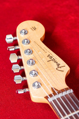 Электрогитара Fender Custom Shop Stratocaster Surf Green, именная модель Jeff Beck - купить в "Гитарном Клубе"