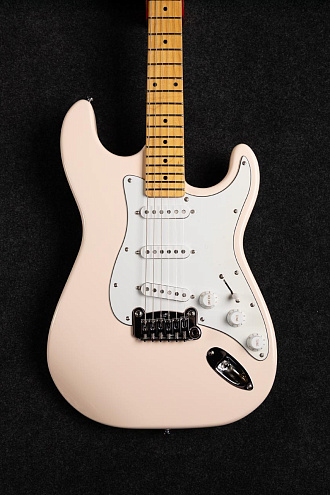 Электрогитара G&L Tribute Legacy Gloss White MP Poplar - купить в "Гитарном Клубе"