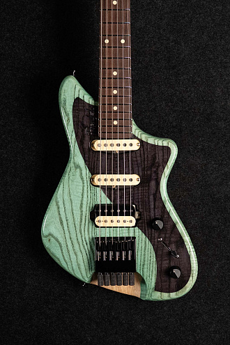 Тревел-электрогитара Poznysh Travel Meteora - купить в "Гитарном Клубе"