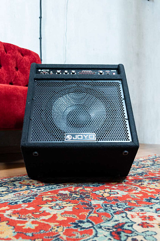 Комбоусилитель для бас-гитары JOYO JBA-70 - купить в "Гитарном Клубе"