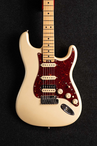 Электрогитара Fender Stratocaster Elite HSS Olympic White - купить в "Гитарном Клубе"