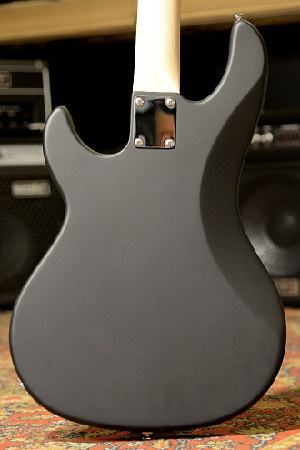 Бас-гитара G&L Tribute Kiloton Black Frost RW Poplar - купить в "Гитарном Клубе"