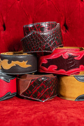 Ремень для гитары Custom Shop - купить в "Гитарном Клубе"