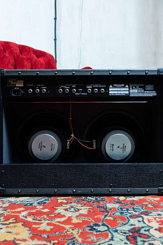 Комбоусилитель для электрогитары Roland JC-40, Jazz Chorus - купить в "Гитарном Клубе"