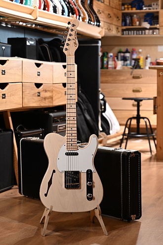 Электрогитара G&L ASAT Classic Semi-Hollow Blonde MP - купить в "Гитарном Клубе"