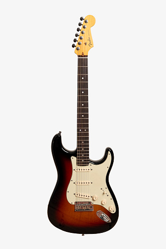 Электрогитара Fender Deluxe Stratocaster, 2012 - купить в "Гитарном Клубе"
