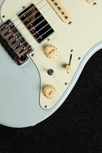 Электрогитара Crafter Charlotte S VVS MP Day Blue - купить в "Гитарном Клубе"