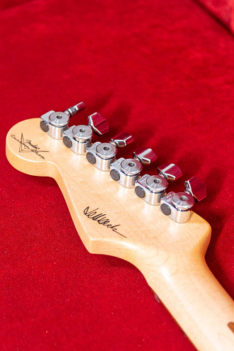 Электрогитара Fender Custom Shop Stratocaster Surf Green, именная модель Jeff Beck - купить в "Гитарном Клубе"