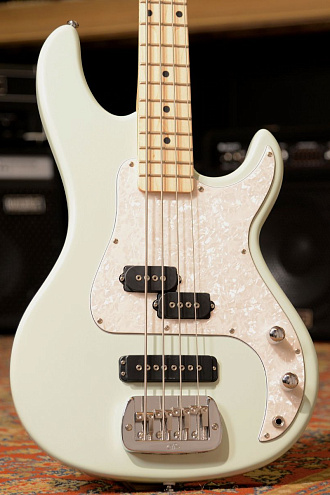 Бас-гитара G&L Tribute SB-2 Surf Green MP Poplar - купить в "Гитарном Клубе"