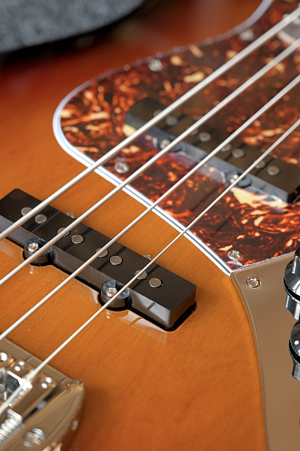 Бас-гитара G&L Builder