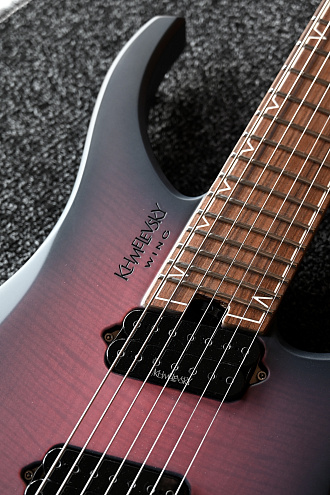 Электрогитара Khmelevsky Wing Custom Raspberry-Black - купить в "Гитарном Клубе"