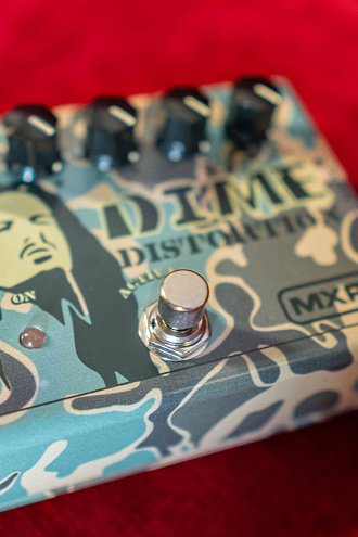 Гитарная педаль Dunlop MXR DD11EU Dime Distortion - купить в "Гитарном Клубе"