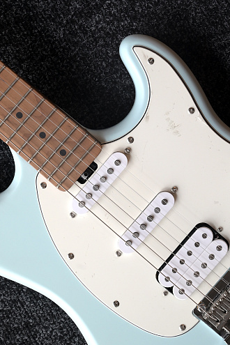 Электрогитара Sterling Cutlass HSS Daphne Blue Satin - купить в "Гитарном Клубе"