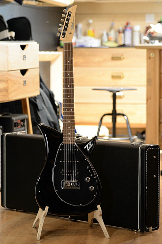 Электрогитара Tokai Talbo A148SH-BB - купить в "Гитарном Клубе"