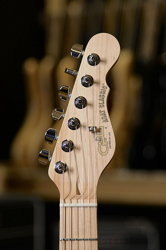 Электрогитара G&L ASAT Classic Semi-Hollow Blonde MP - купить в "Гитарном Клубе"
